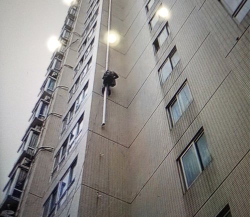 落水管加固案例